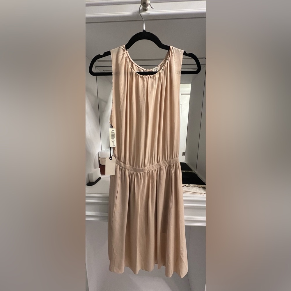 Classy nude/blush dress